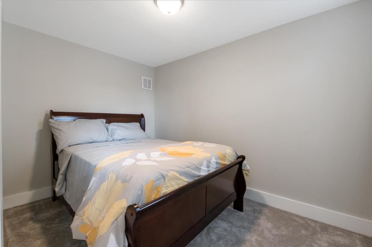 Budget Double Room,960916309:JPEG