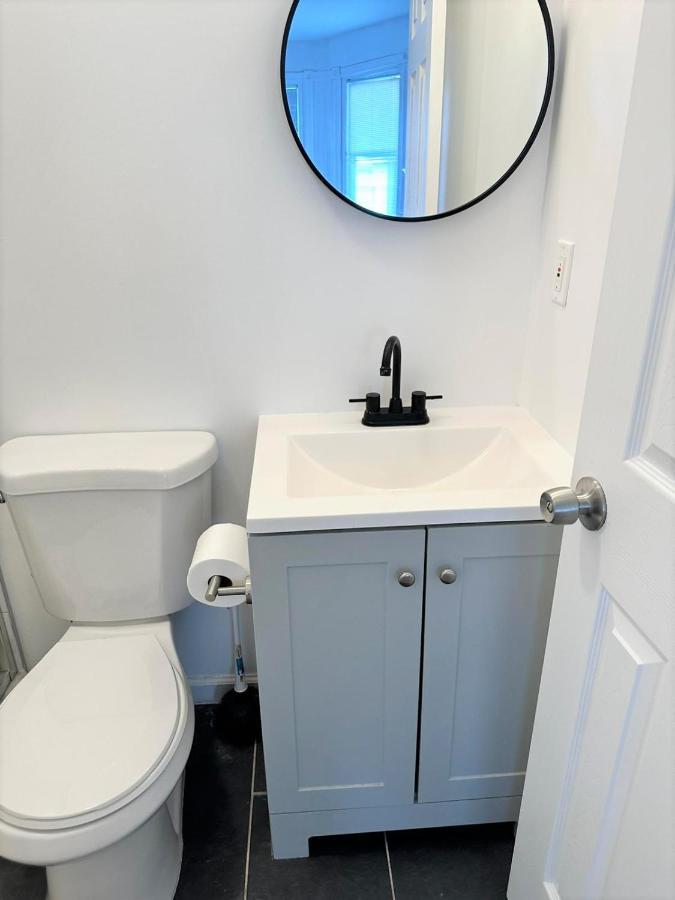 Family Room Private Bathroom,1481357396:JPEG