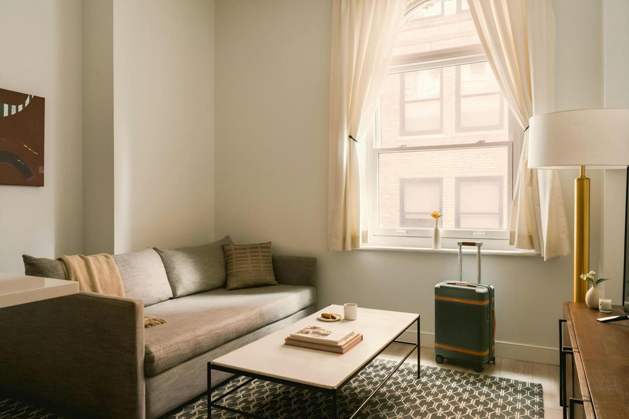 One-Bedroom Apartment King Sofa Bed