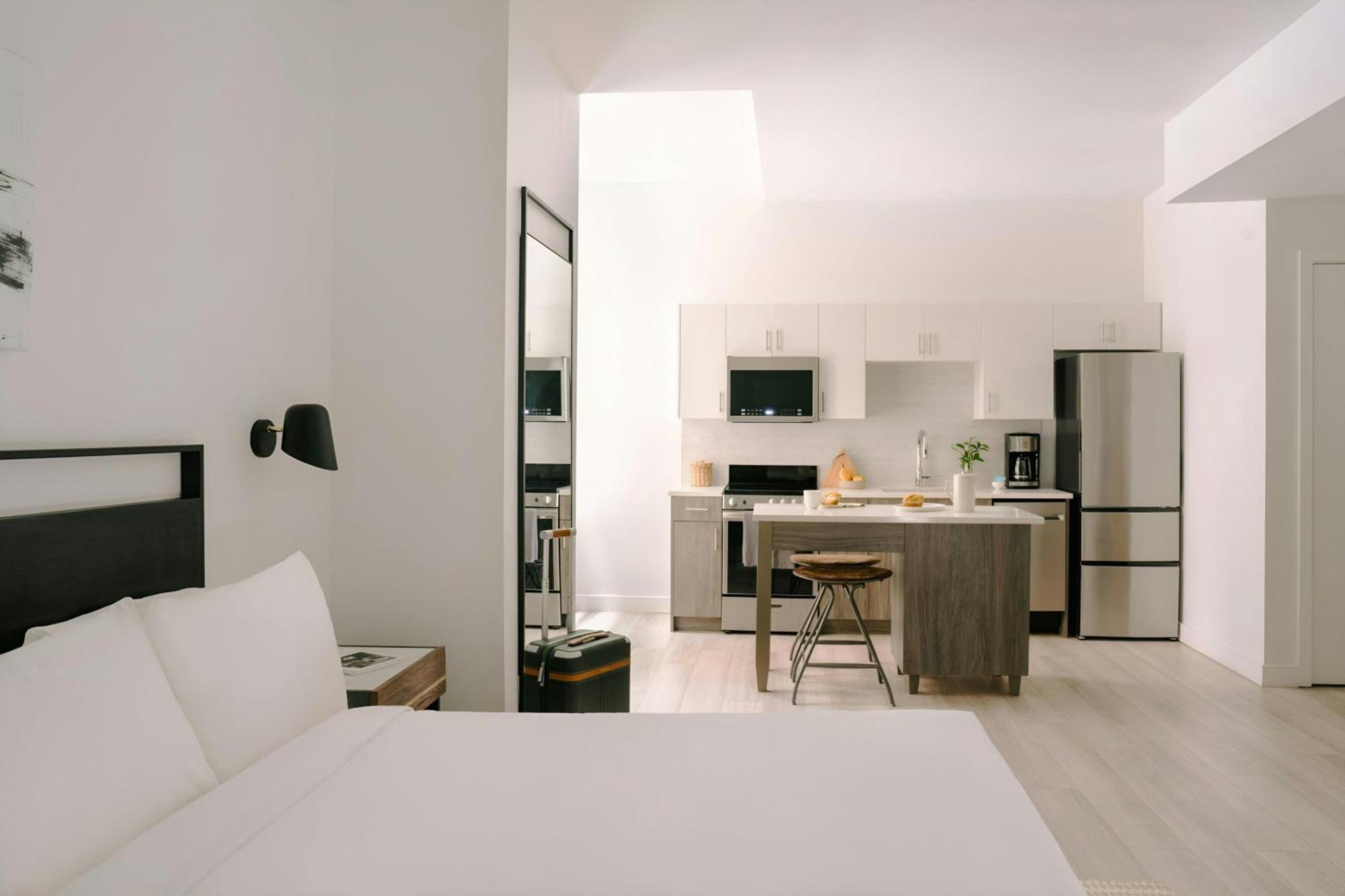 Superior Studio Apartment King Bed