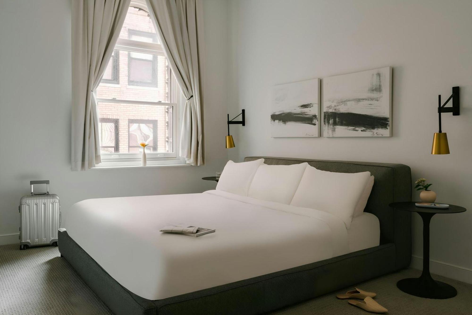 Stellar One-Bedroom Apartment King Bed