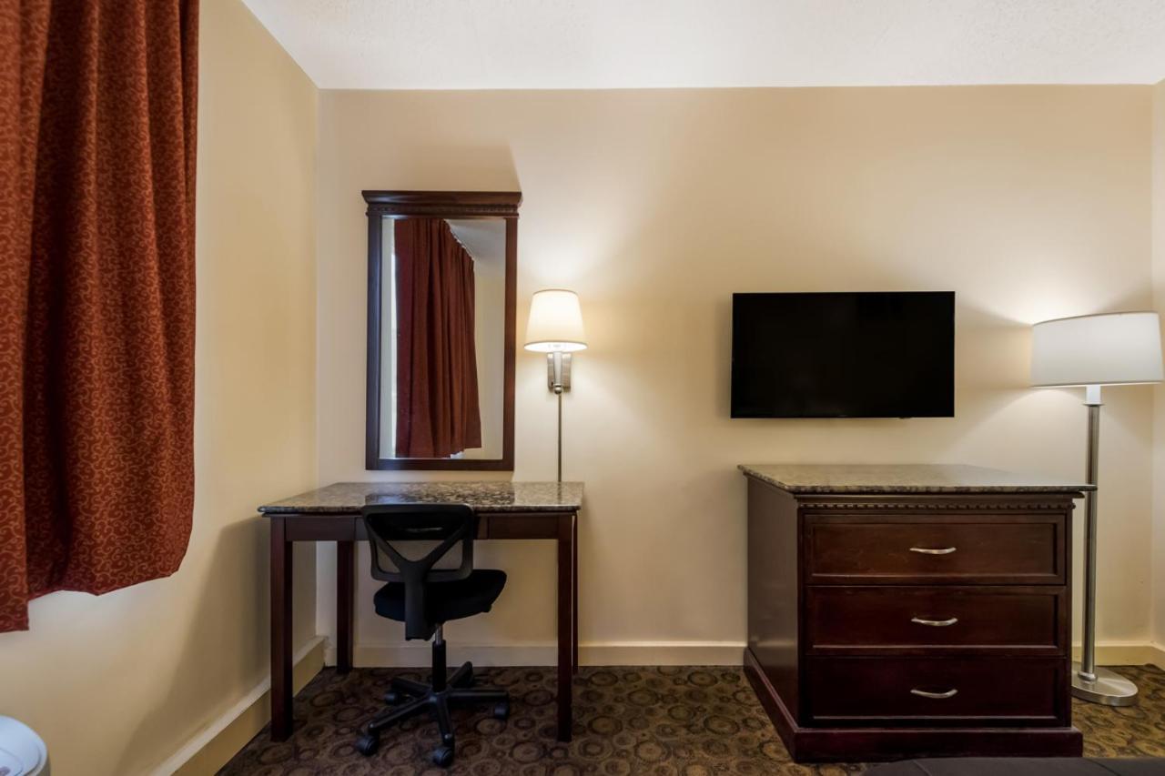 Double Room Two Double Beds Smoking