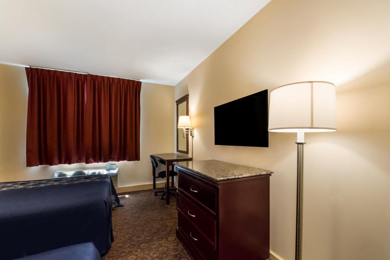 Double Room with Two Double Beds - Smoking,1698871905:JPEG