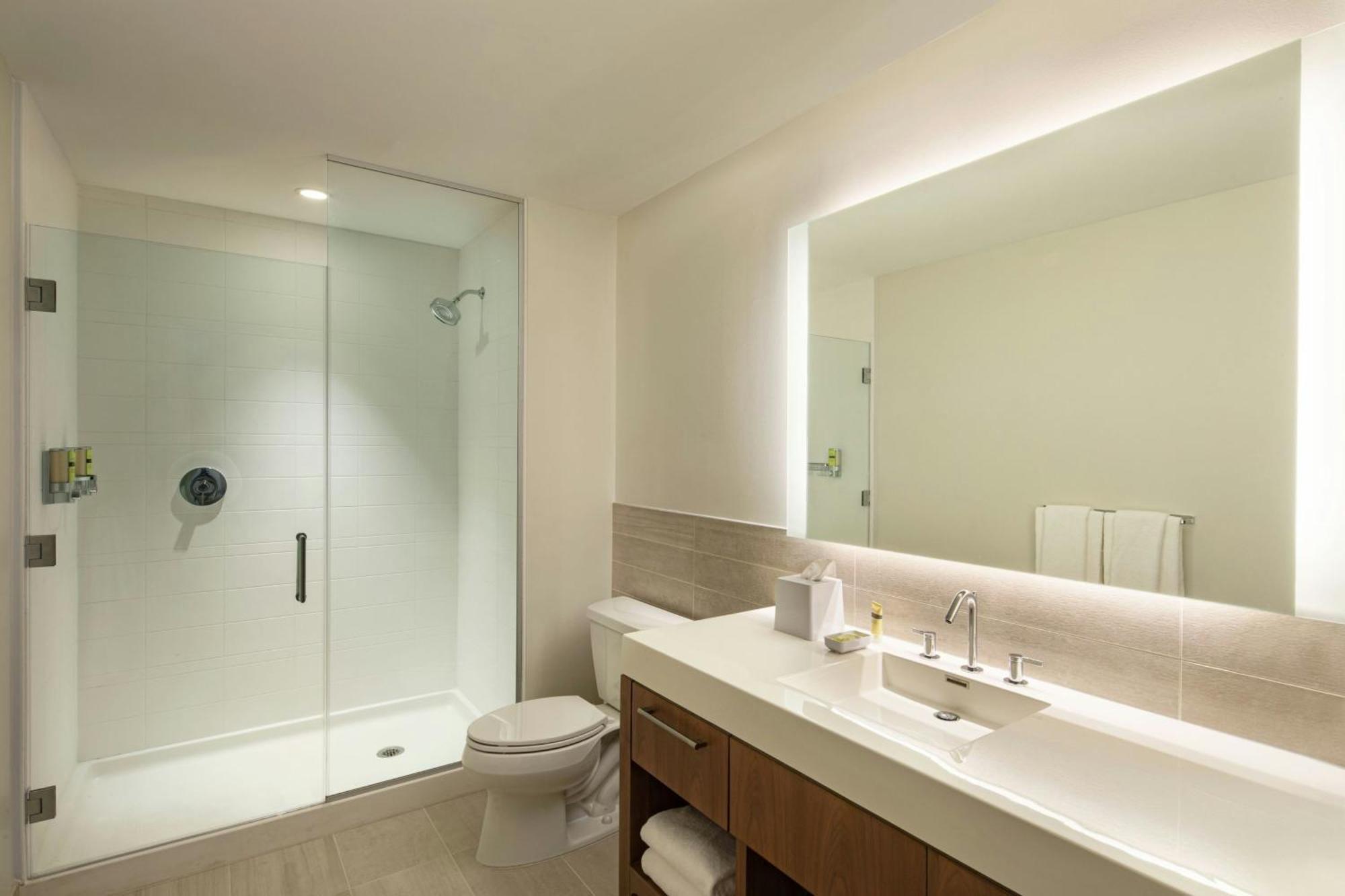 Standard King Room Hearing Accessible