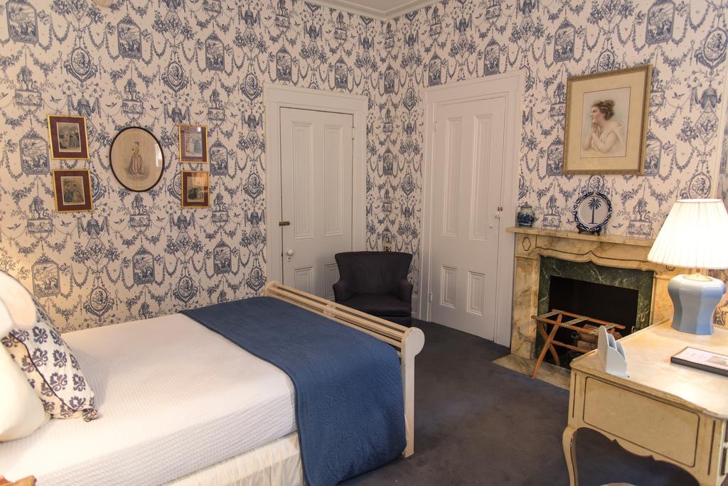 Queen Room #1