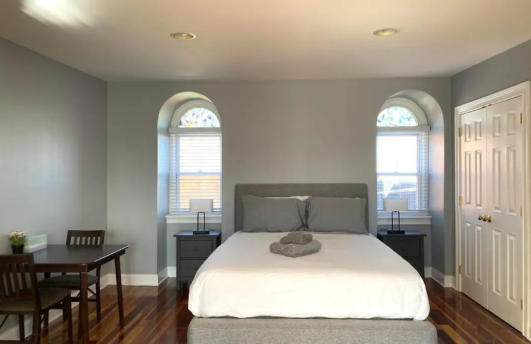 Af Stays - Philadelphia 1224 Mt Vernon St-1