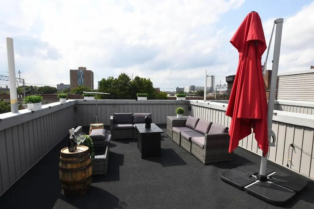 Yanne'S Place - Roof-Patio, Workspace, Cityview-1