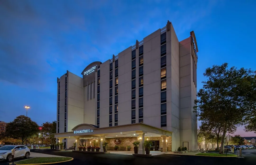 Doubletree By Hilton Philadelphia Airport-1