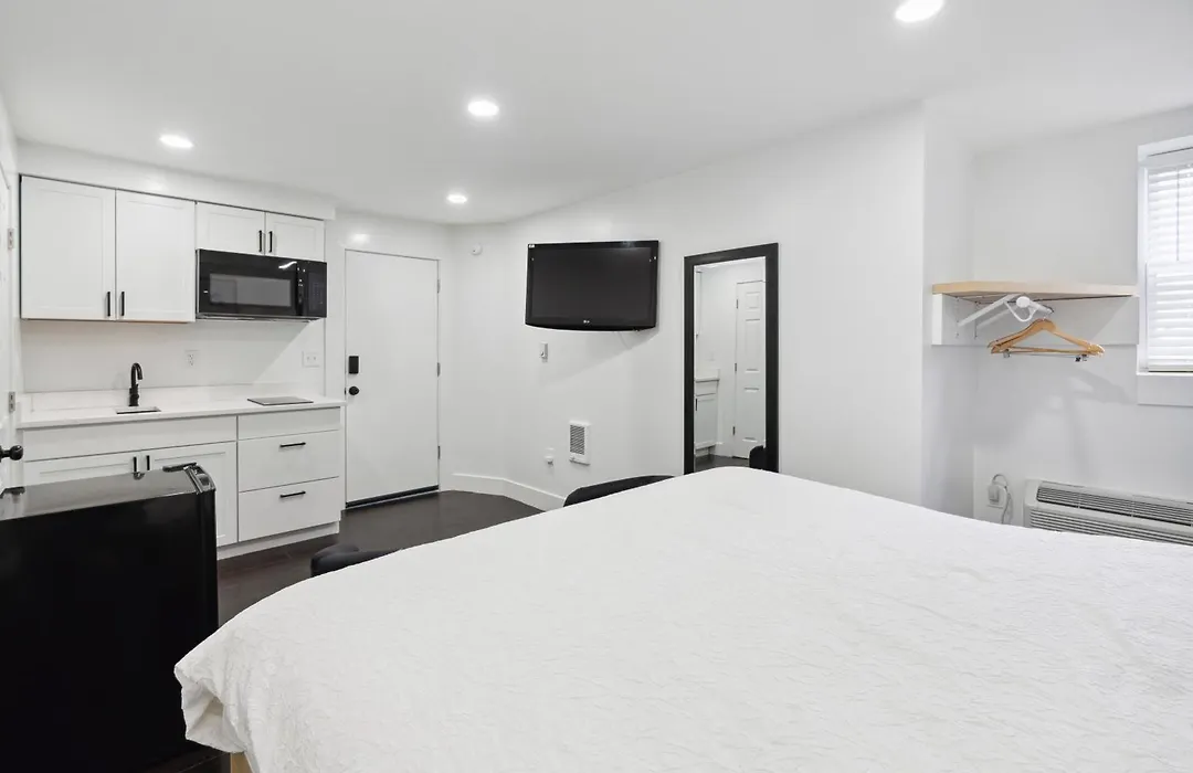 Affordable Cozy&Chic Hotel In Philadelphia-1