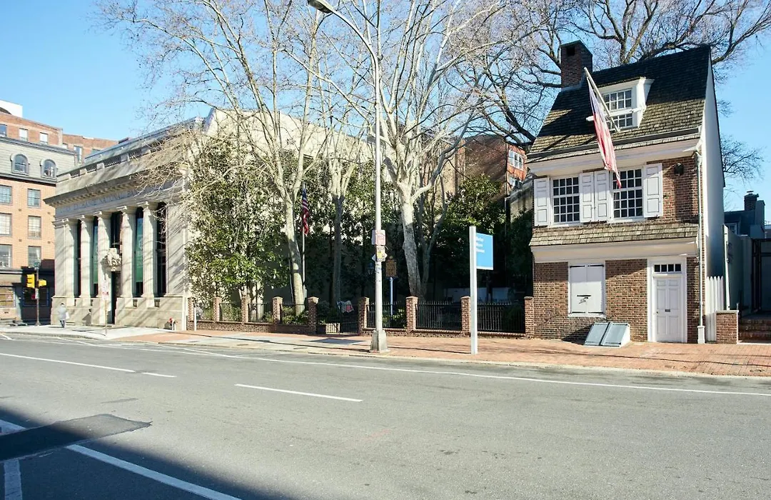 Sonder L Old City-1