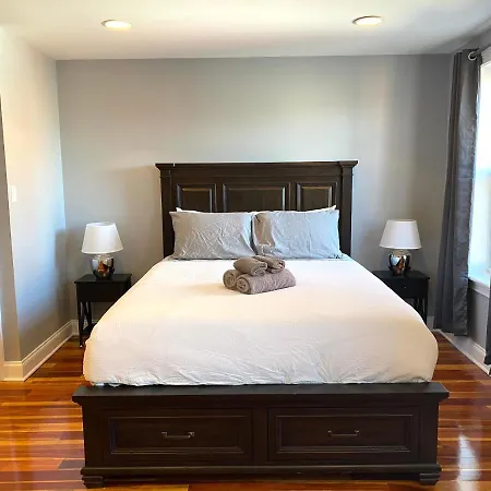 Af Stays - Philadelphia 1224 Mt Vernon St-2