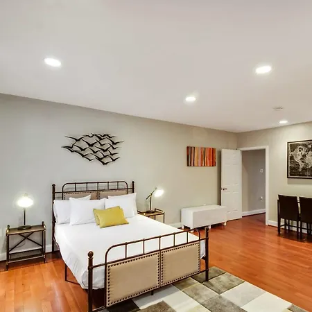 The Dreamers Penthouse-Funky 3Bd In Center City-3