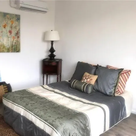 Sensational Sleeping Guesthouse W/ Wi-Fi-2