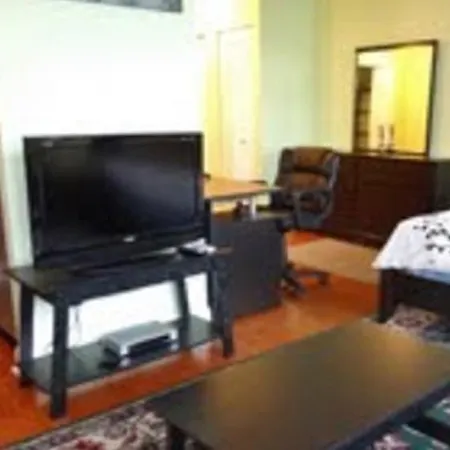 Luxury Studio By Rittenhouse Square-2