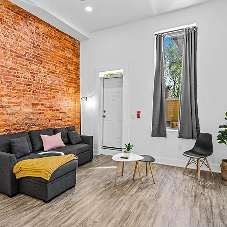 2-Bedroom Luxury Loft Private Parking Ev Charger-3