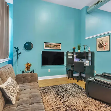Broad Street Apartment-2