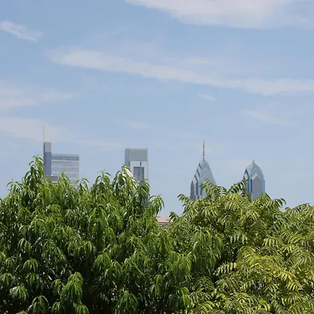 Peaceful Zen Getaway In The City-3