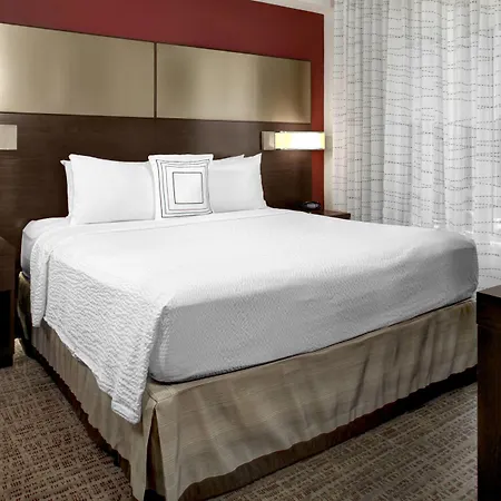 Residence Inn By Marriott Philadelphia Airport-3