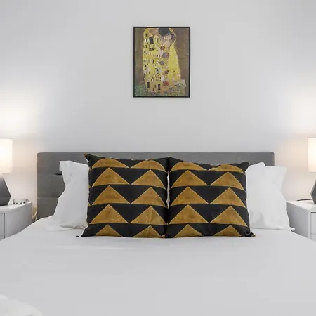 The Cherry Suites - Chinatown-3